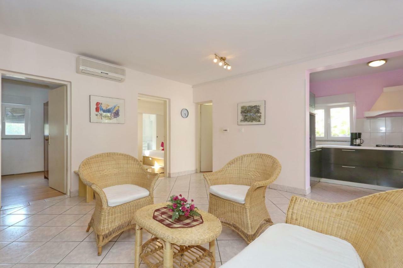 Villa Neyla Vir Extérieur photo