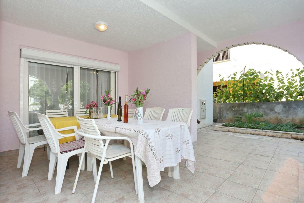 Villa Neyla Vir Extérieur photo
