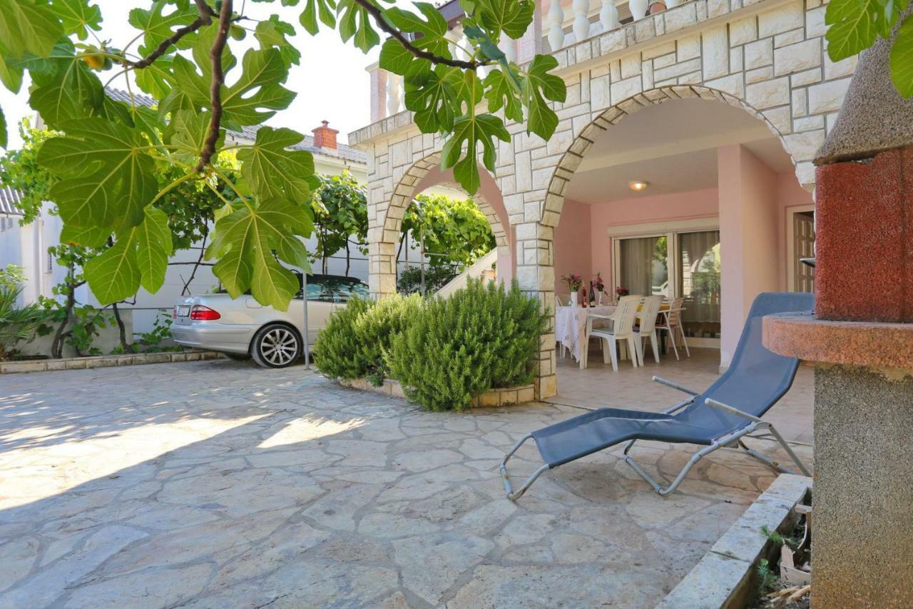 Villa Neyla Vir Extérieur photo